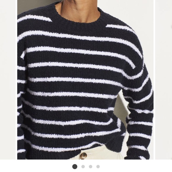 Vince Striped Waffle Stitch Crew Sweater in Coastal/Optic White. Medium. - Picture 2 of 9